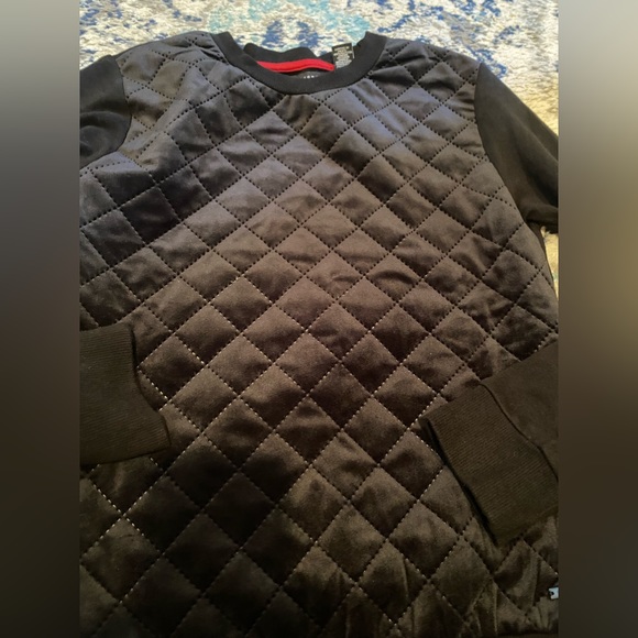 Boys Sean John velvet sweater - Picture 2 of 6